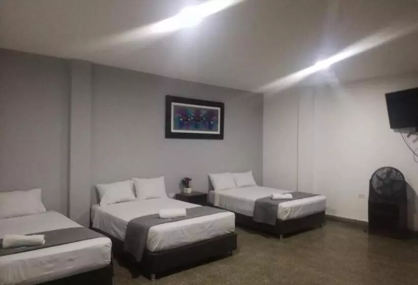 ホテル Suite Trujillo