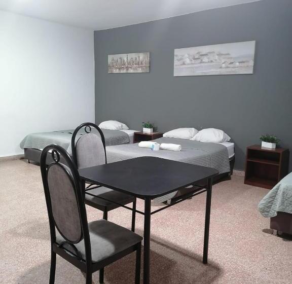 هتل Suite Trujillo