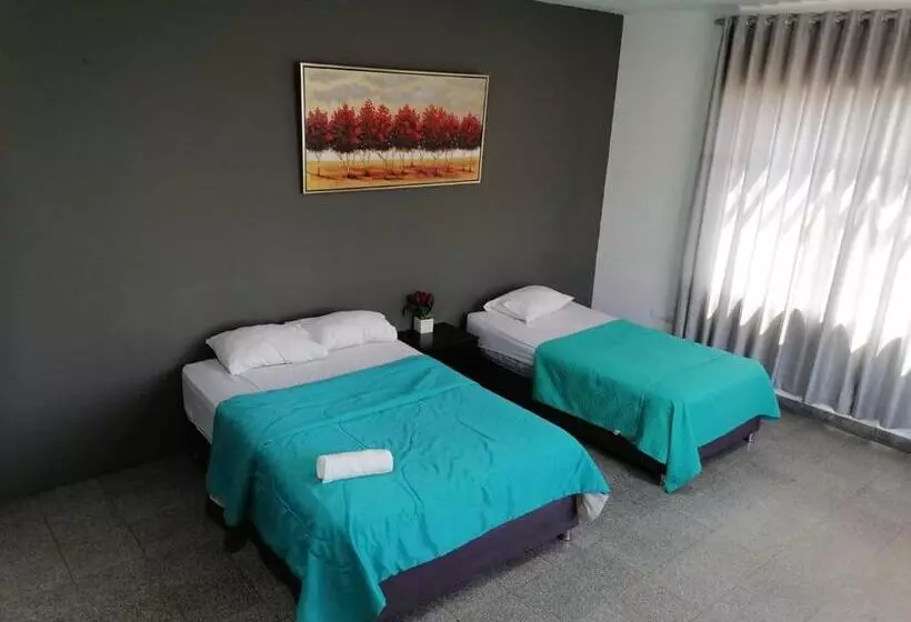 ホテル Suite Trujillo