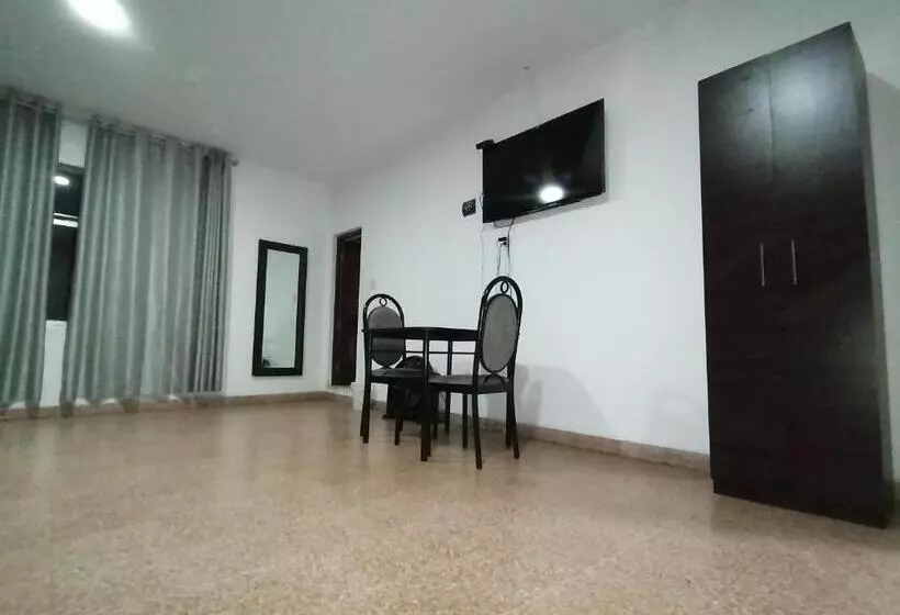 ホテル Suite Trujillo