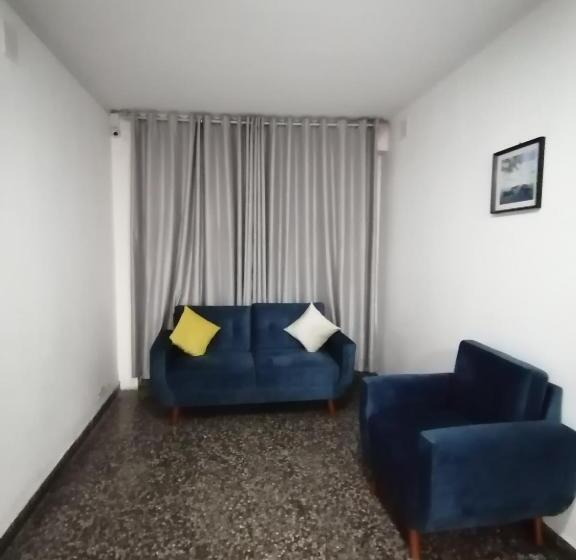 هتل Suite Trujillo