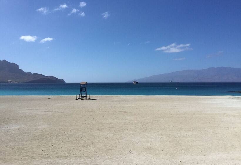 تختخواب و صبحانه Vila Mira Mar