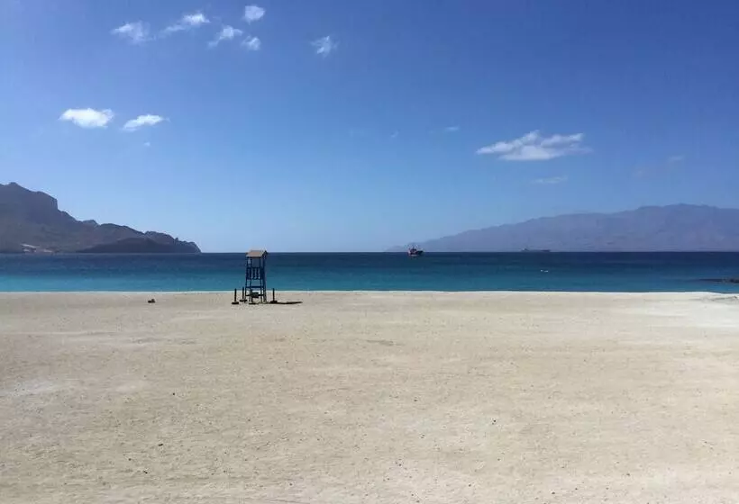 تختخواب و صبحانه Vila Mira Mar