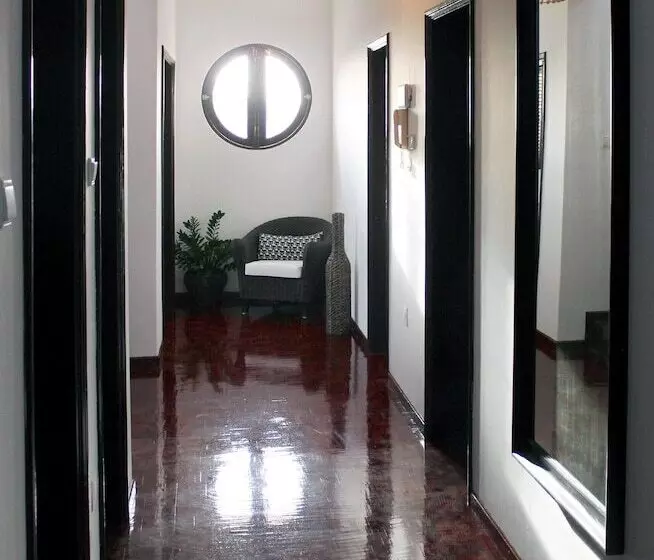 تختخواب و صبحانه Vila Mira Mar