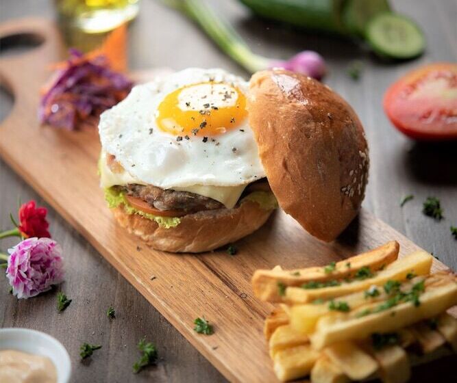 호텔 Arana By Forest Trails