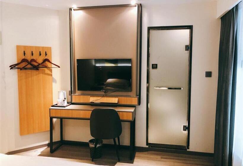 Junyi Hotel Nanjing Olympic Sports Center