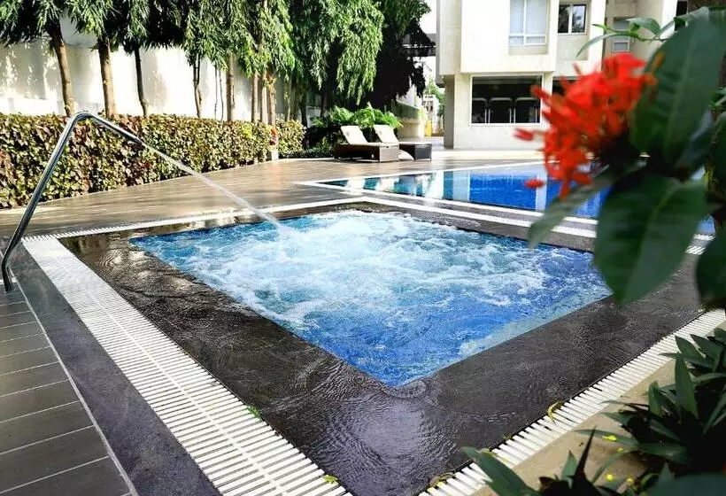 ホテル Patria Suites