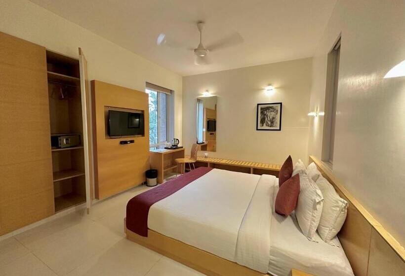 فندق Patria Suites