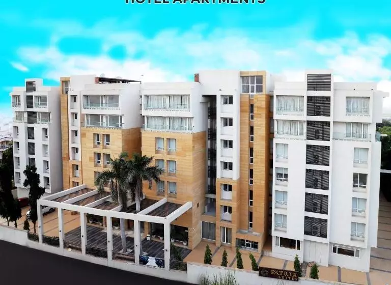 ホテル Patria Suites