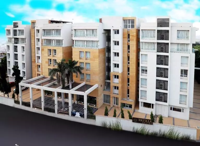 ホテル Patria Suites