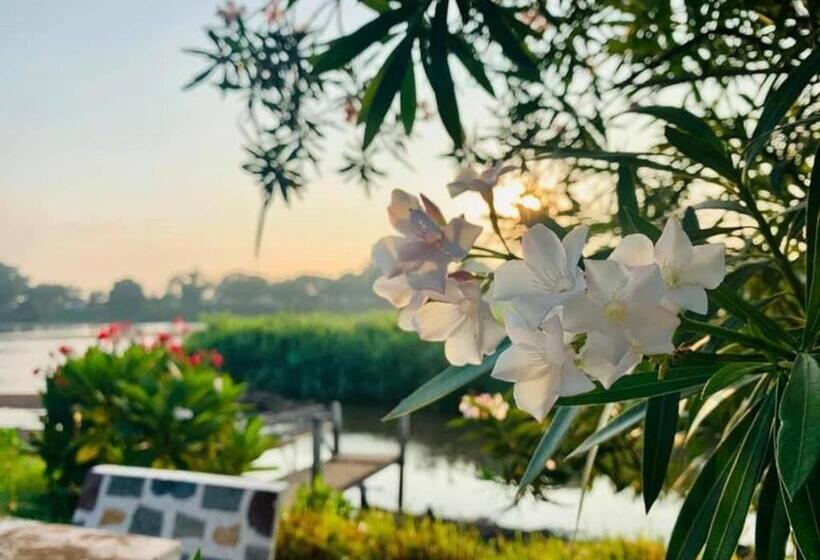 Pingview Villa Resort