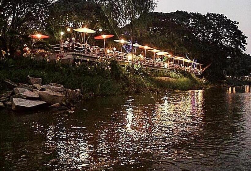 Pingview Villa Resort