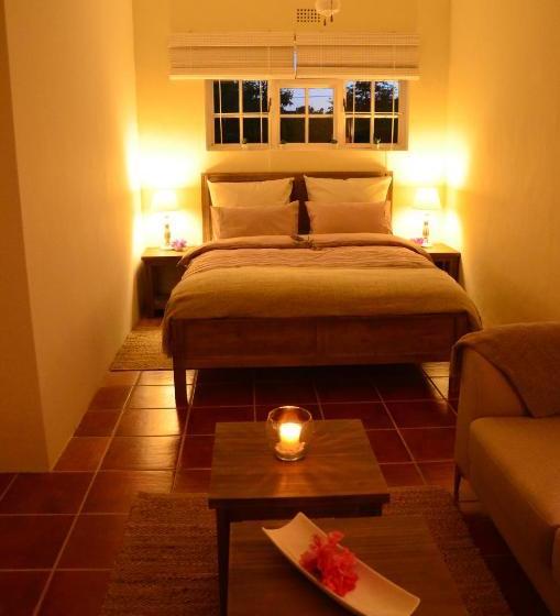 민박 The Blue Door