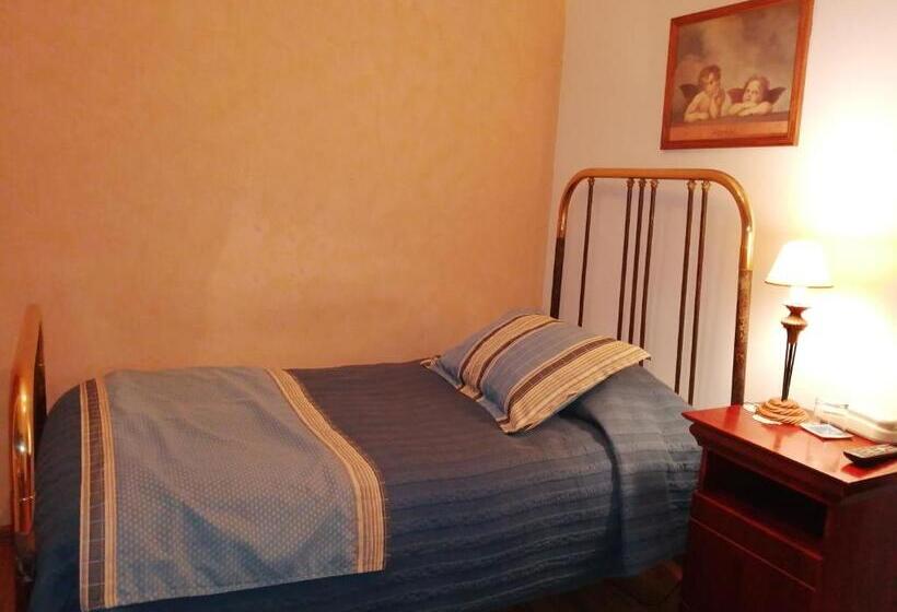 فندق صغير Posada Selva Negra