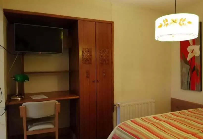 Retkeilymaja Posada Selva Negra