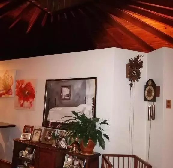 Retkeilymaja Posada Selva Negra