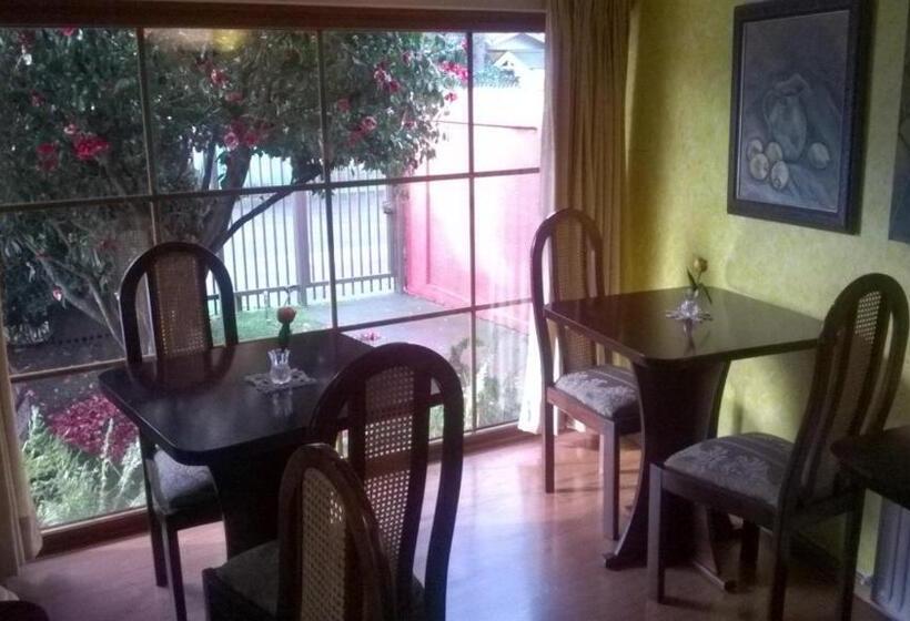 فندق صغير Posada Selva Negra