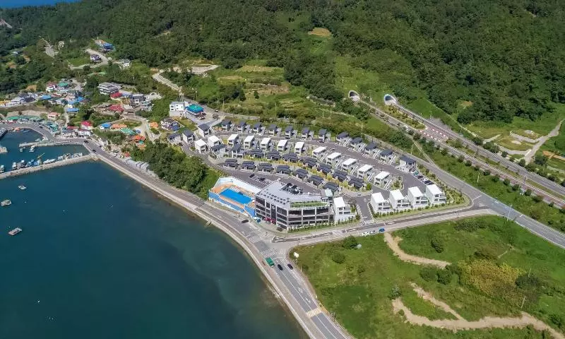 Arte Resort Spa & Pool Villa