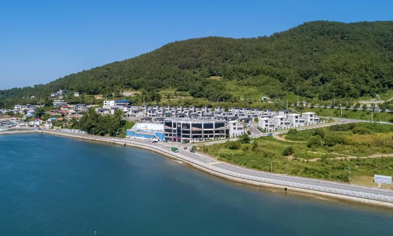 Arte Resort Spa & Pool Villa