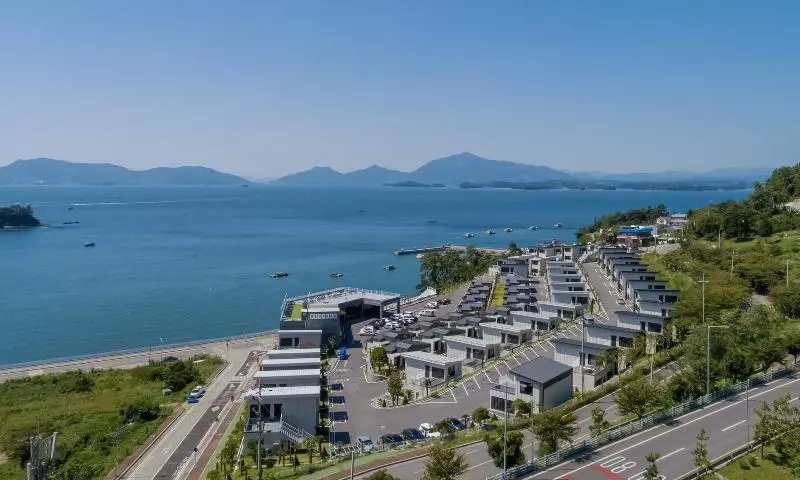 Arte Resort Spa & Pool Villa