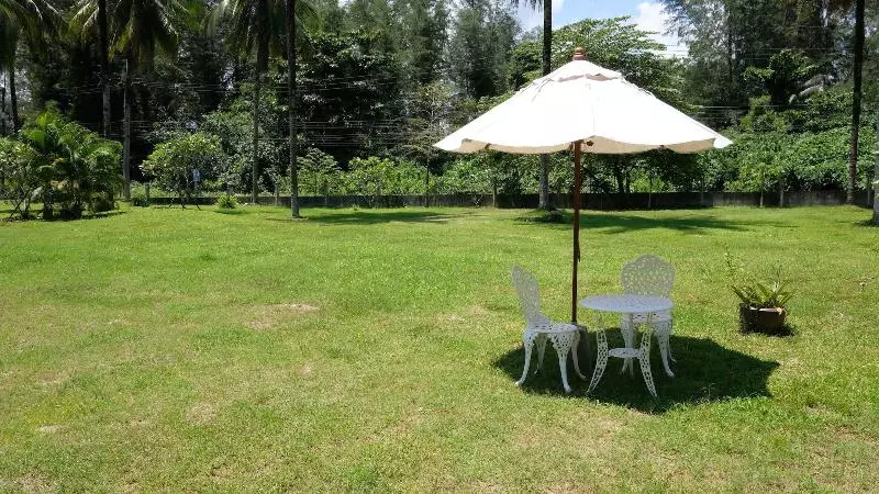 Khao Lak Golden Coconut Resort