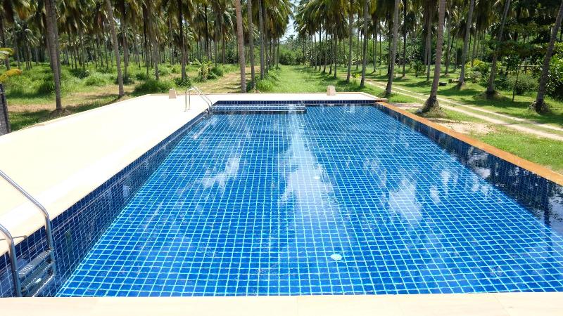 Khao Lak Golden Coconut Resort