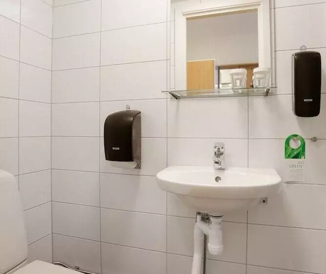 ホテル Almnas Park