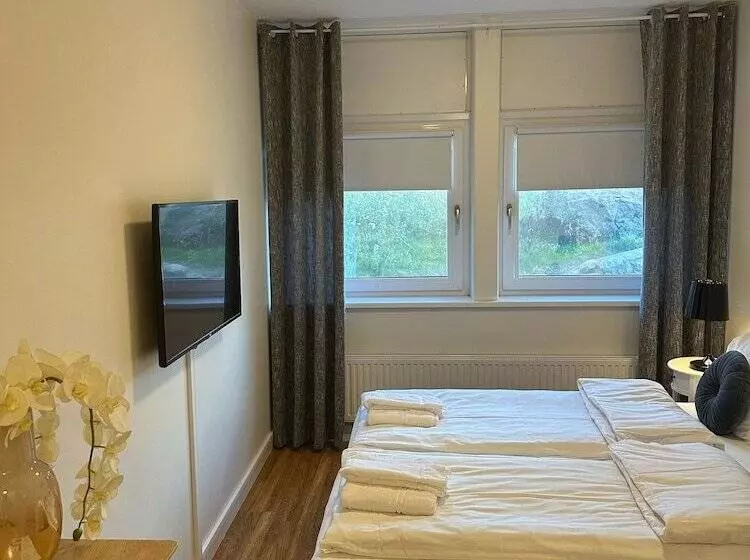 ホテル Almnas Park