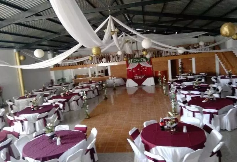 Hotelli Bosque Magico