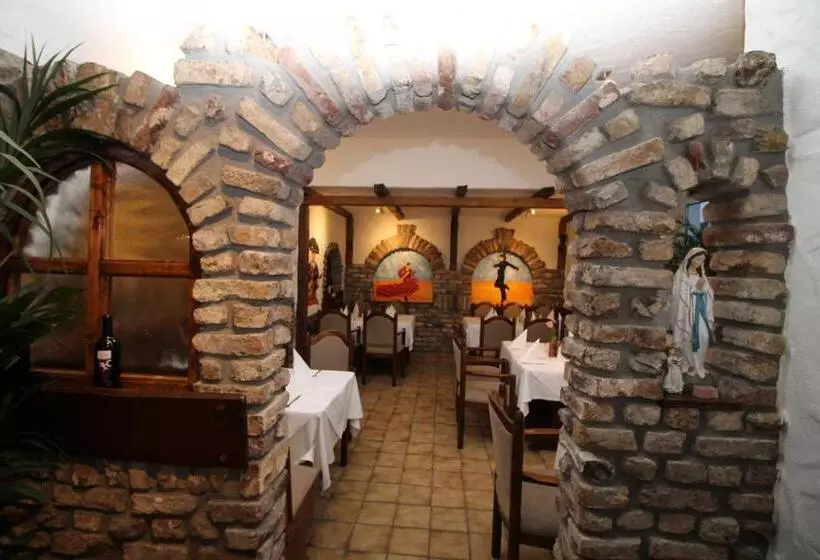 Hotelli Rheinischer Hof