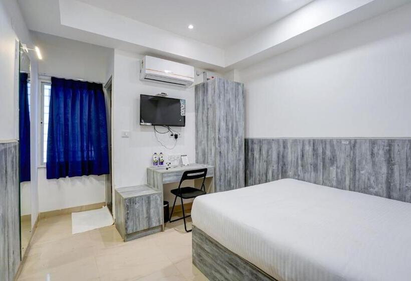 هتل Myspace Express Balaji Paradise