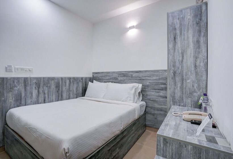 هتل Myspace Express Balaji Paradise