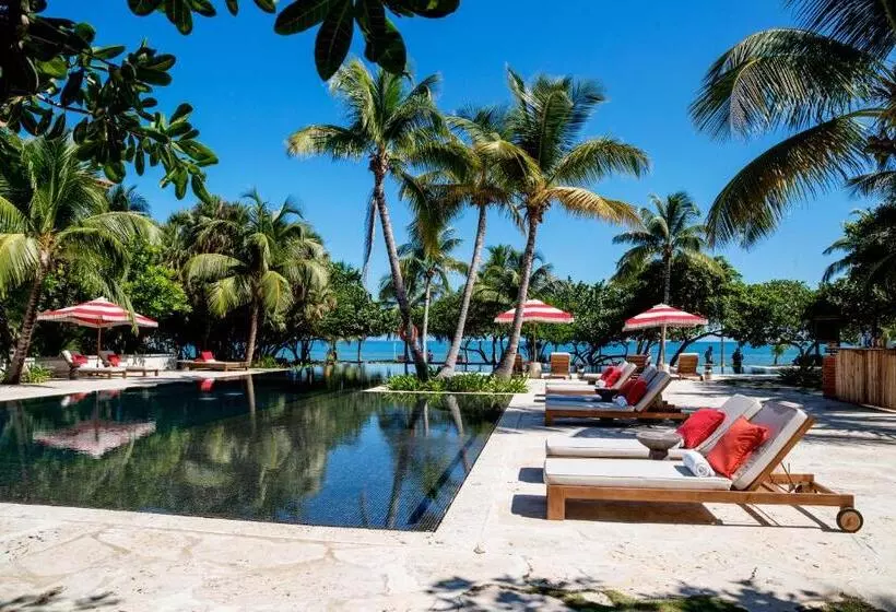 Itz Ana Resort & Residences