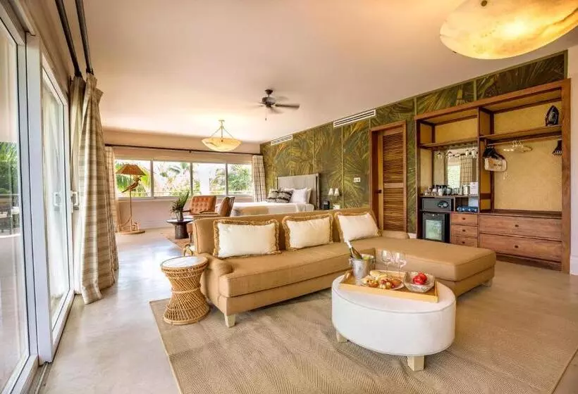 Itz Ana Resort & Residences