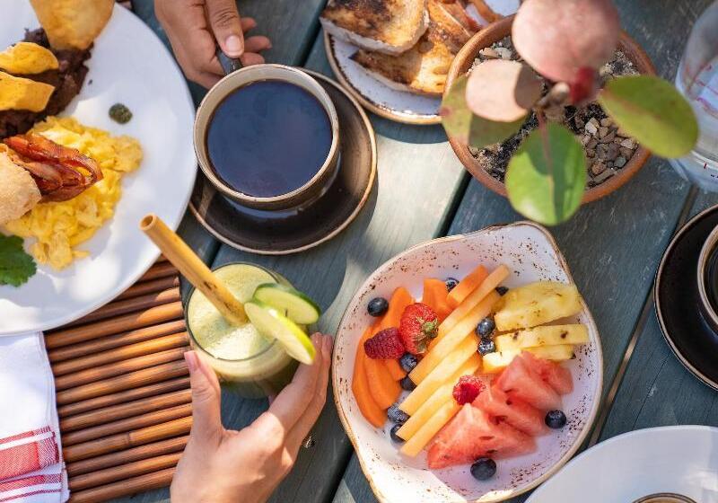 Itz Ana Resort & Residences