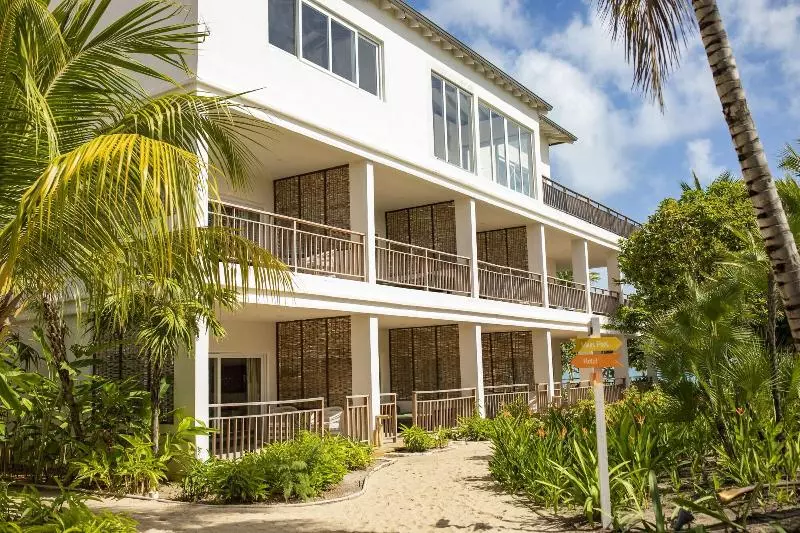 Itz Ana Resort & Residences