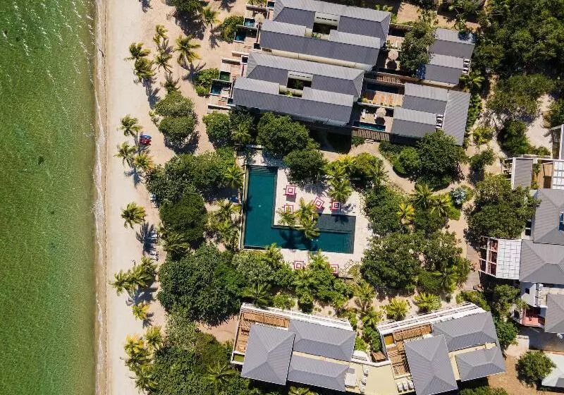 Itz Ana Resort & Residences