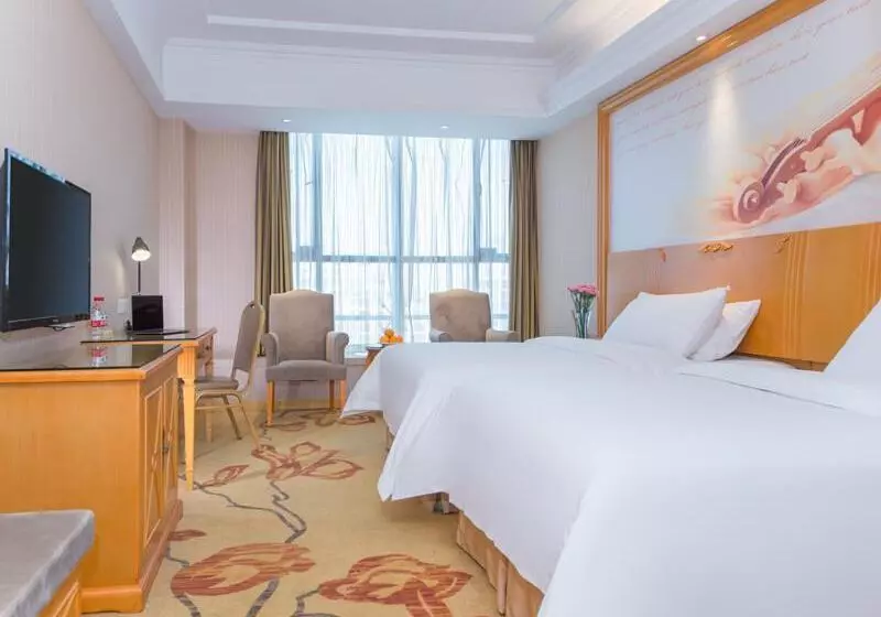Vienna Hotel Hubei Xiangyang Tanxi Road