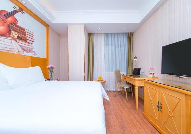 Vienna Hotel Hubei Xiangyang Tanxi Road