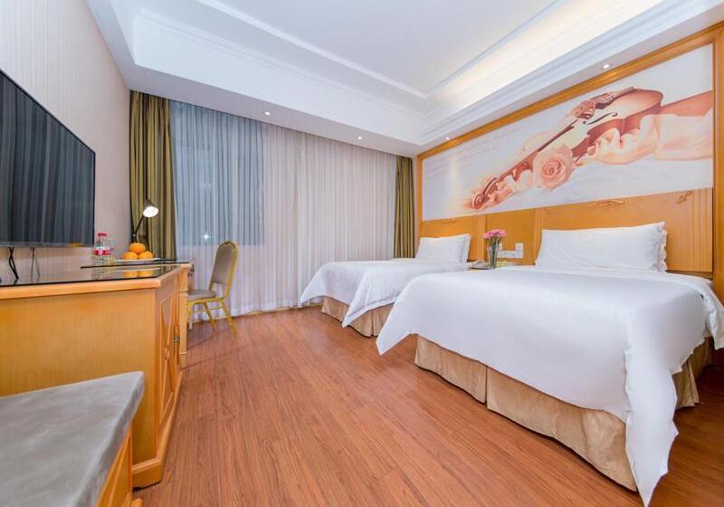 Vienna Hotel Hubei Xiangyang Tanxi Road