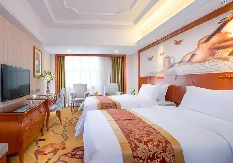 Vienna Hotel Shenzhen Bantian South Huancheng Road