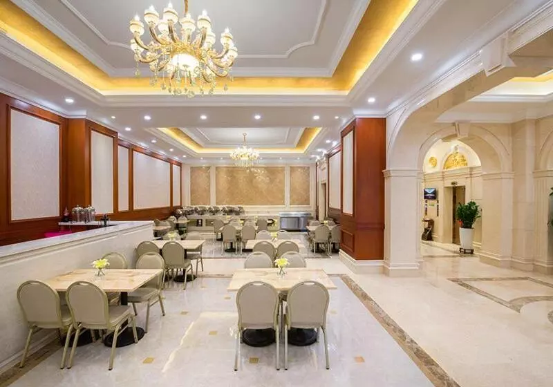 Vienna Hotel Shenzhen Bantian South Huancheng Road