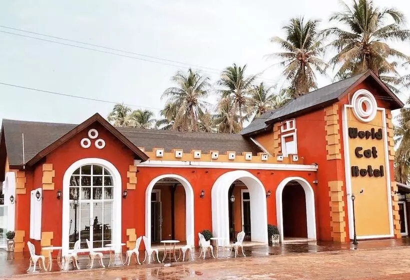 World Cat Hotel Beach & Resort
