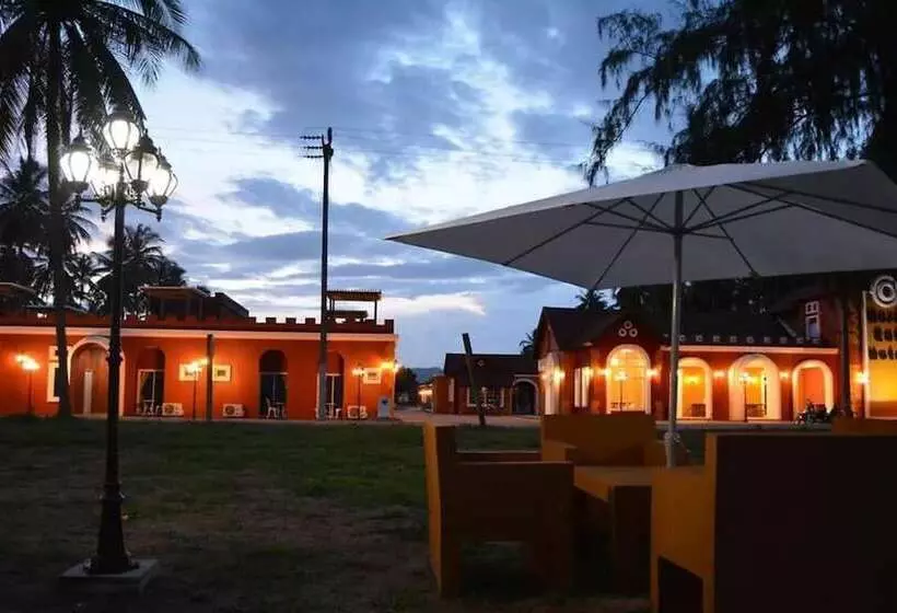 World Cat Hotel Beach & Resort