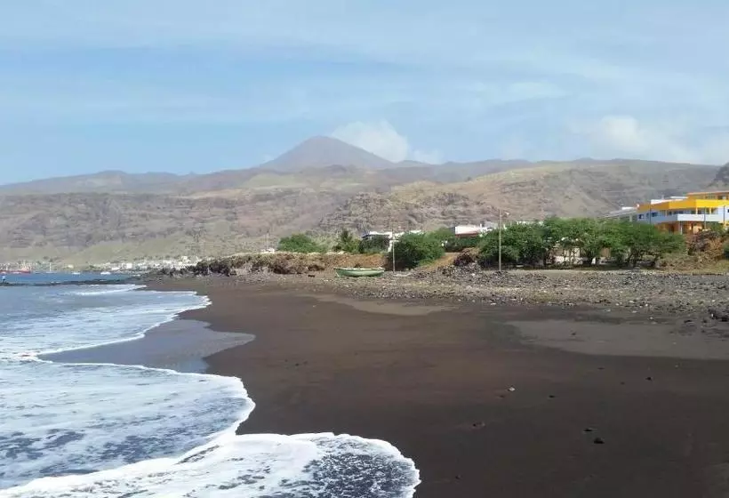 تختخواب و صبحانه Casa Patio