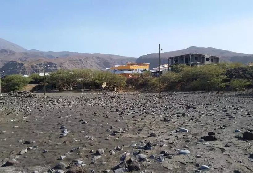 تختخواب و صبحانه Casa Patio