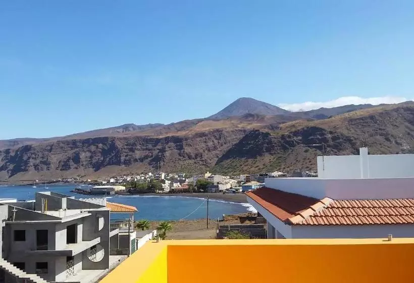 تختخواب و صبحانه Casa Patio