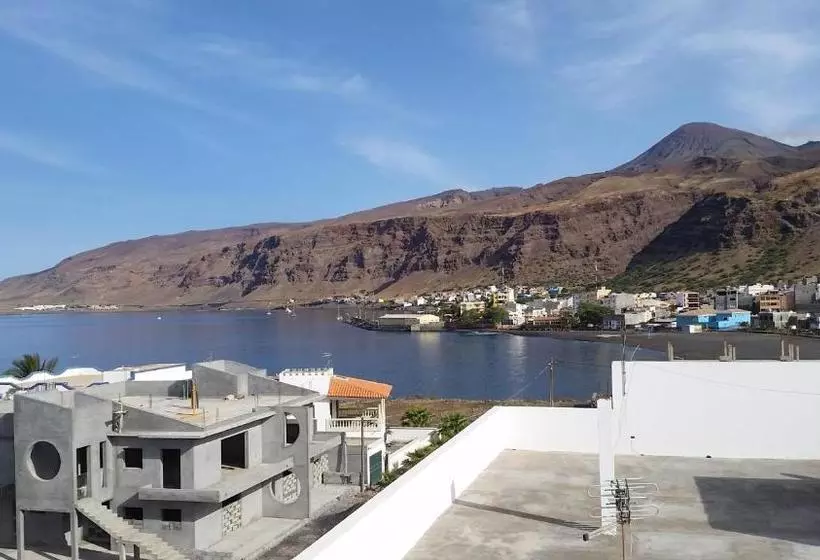 تختخواب و صبحانه Casa Patio