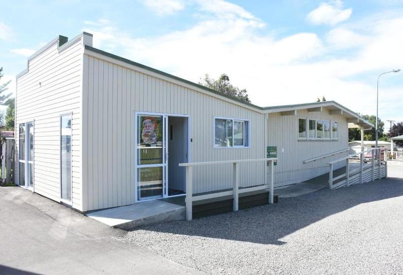 Featherston Motels And Camping