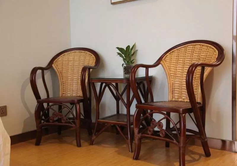 Hotelli Greentree Inn Xingtai Development Zone Zhongxing Road International New City Business